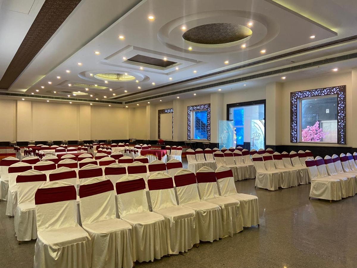 Jalandhar Corporate Suites & Banquet Hall Exterior photo